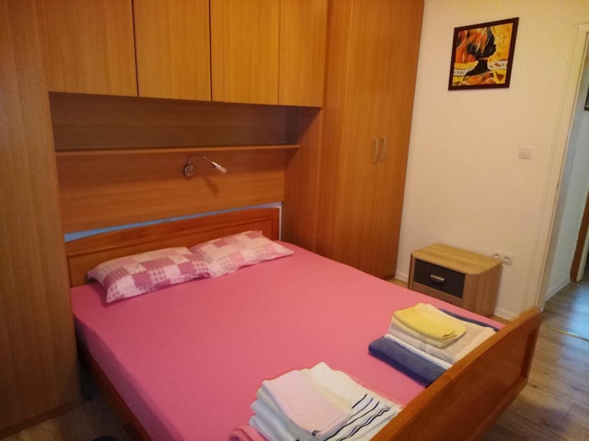 Apartmani Katarina Barbat na Rabu Exteriör bild